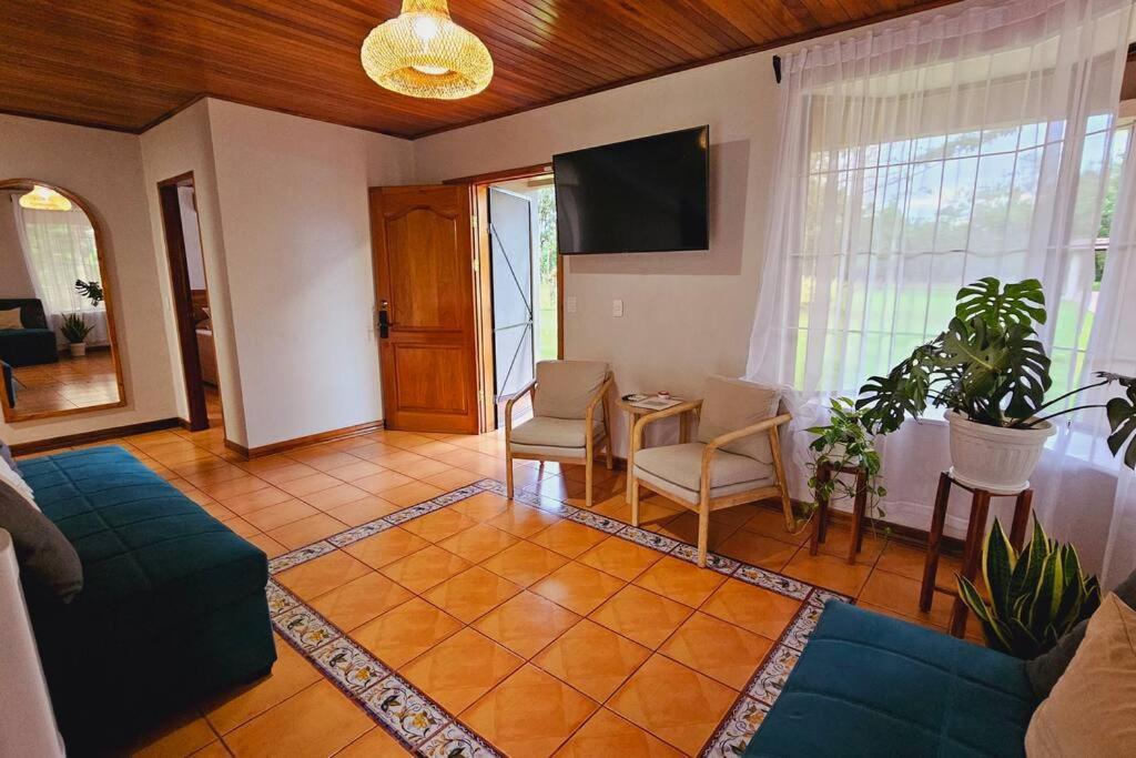 Casa Roble Fortuna La Fortuna Dış mekan fotoğraf
