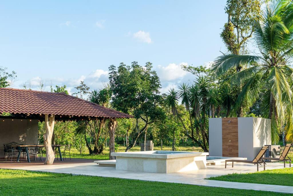 Casa Roble Fortuna La Fortuna Dış mekan fotoğraf